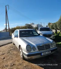 Mercedes-Benz E-Class 1996