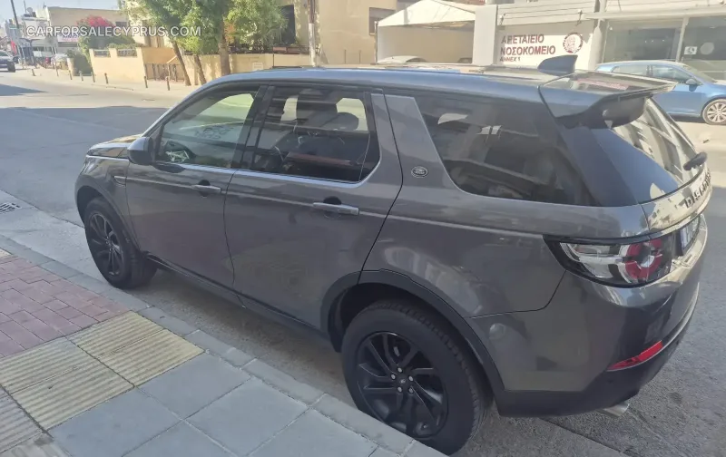 Land Rover Discovery Sport 2019