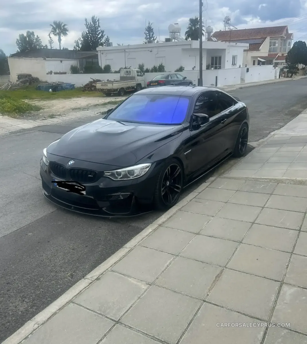 BMW M4 2015
