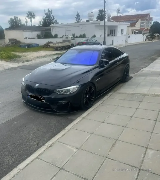 BMW M4 2015