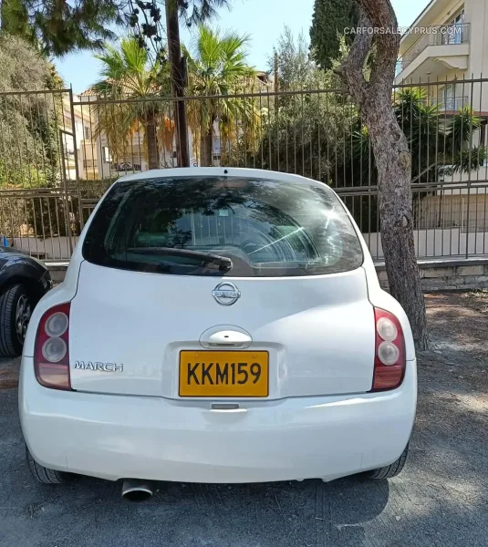 Nissan March 2002