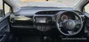 Toyota Vitz 2019 – φωτογραφία 8
