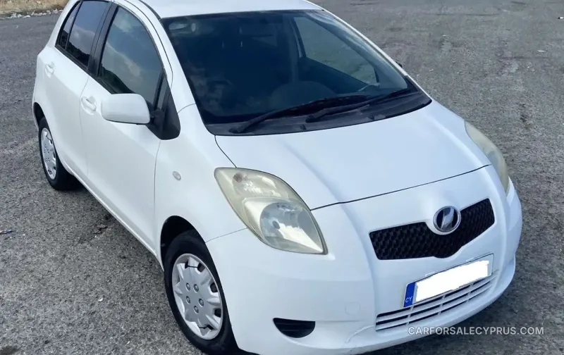 Toyota Vitz 2005