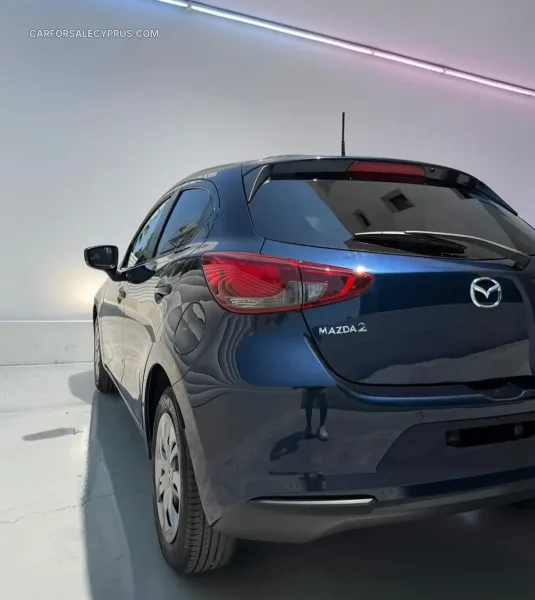 Mazda 2 2021