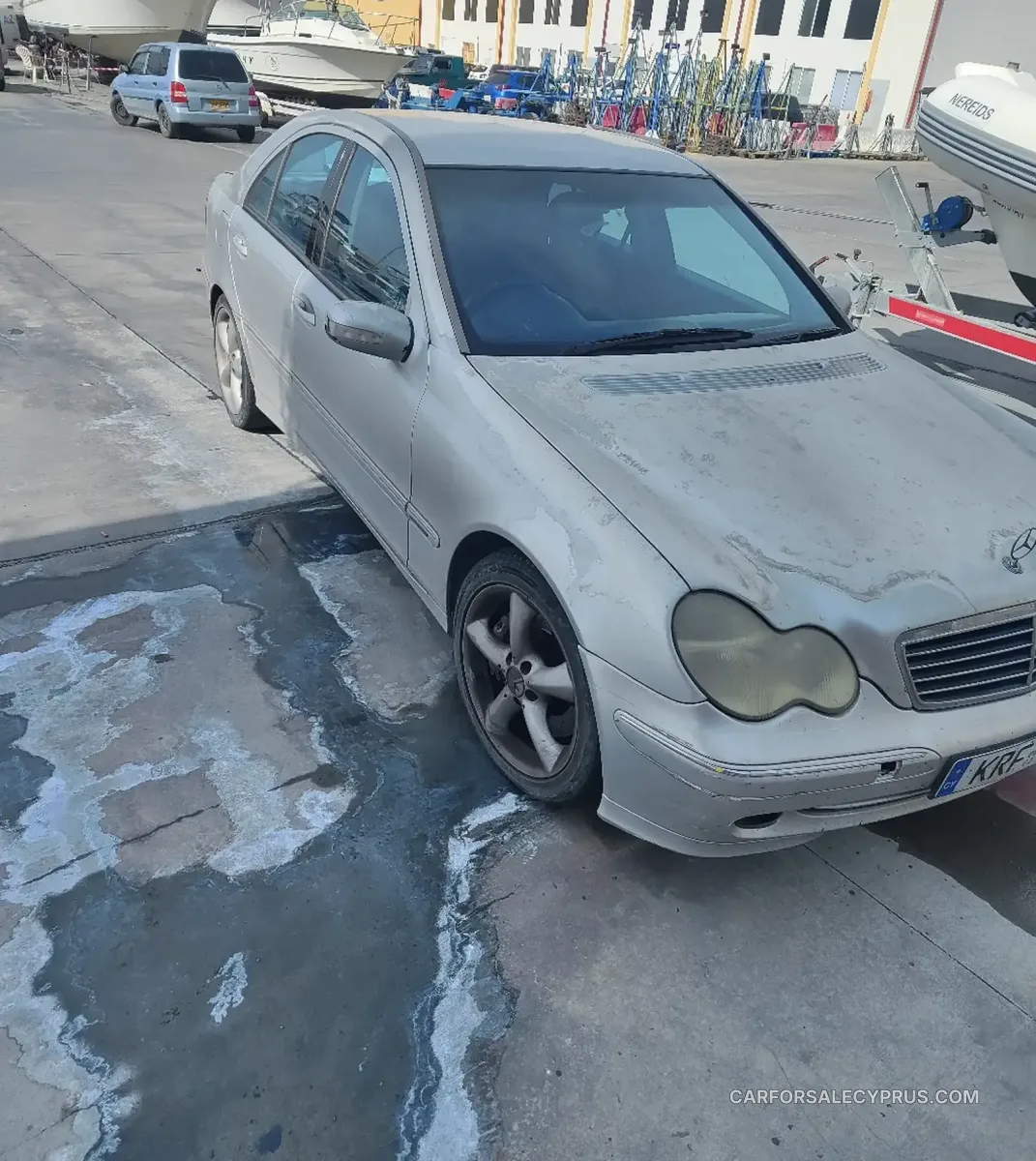 Mercedes-Benz C-Class 2003