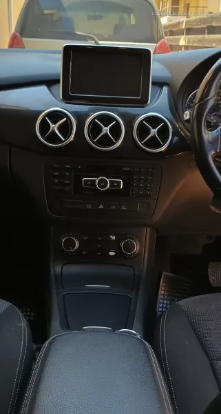 Mercedes-Benz B-Class 2012