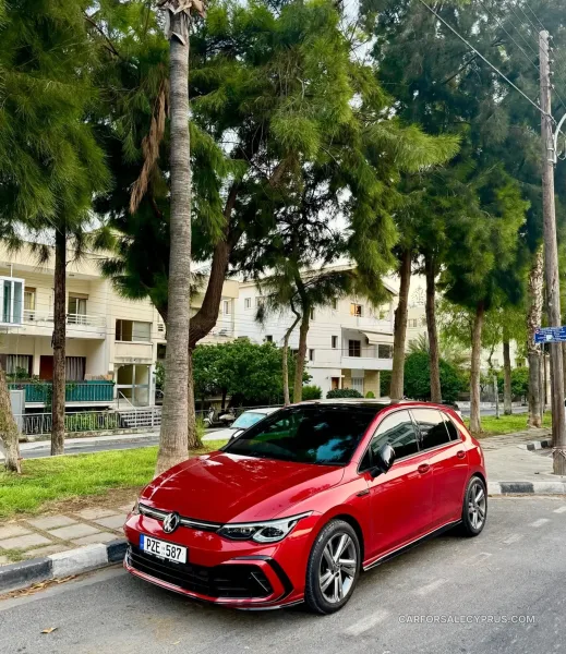 Volkswagen Golf 2024