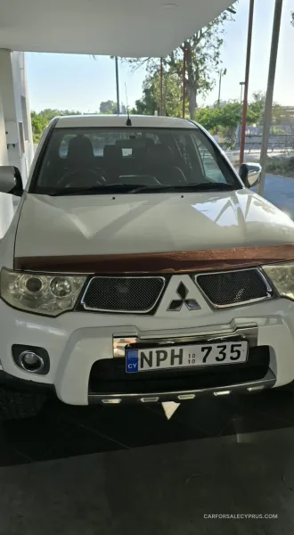 Mitsubishi L200 2010