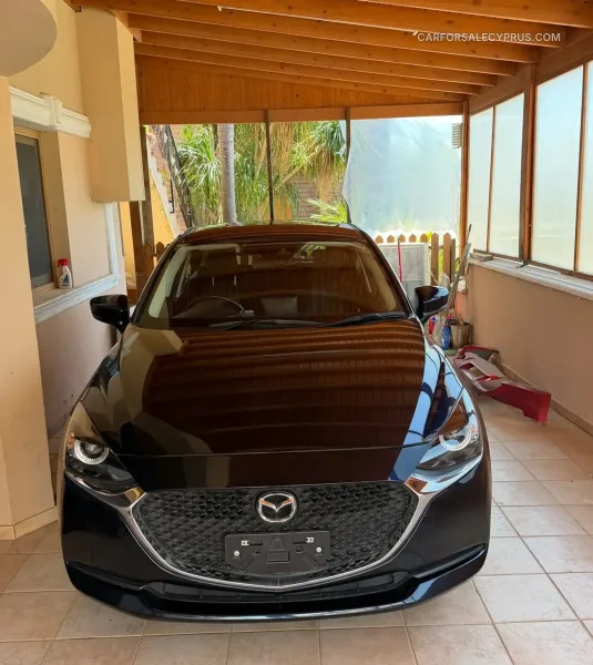 Mazda 2 2022