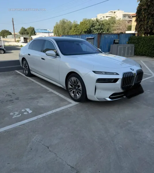 BMW Series 7 2023