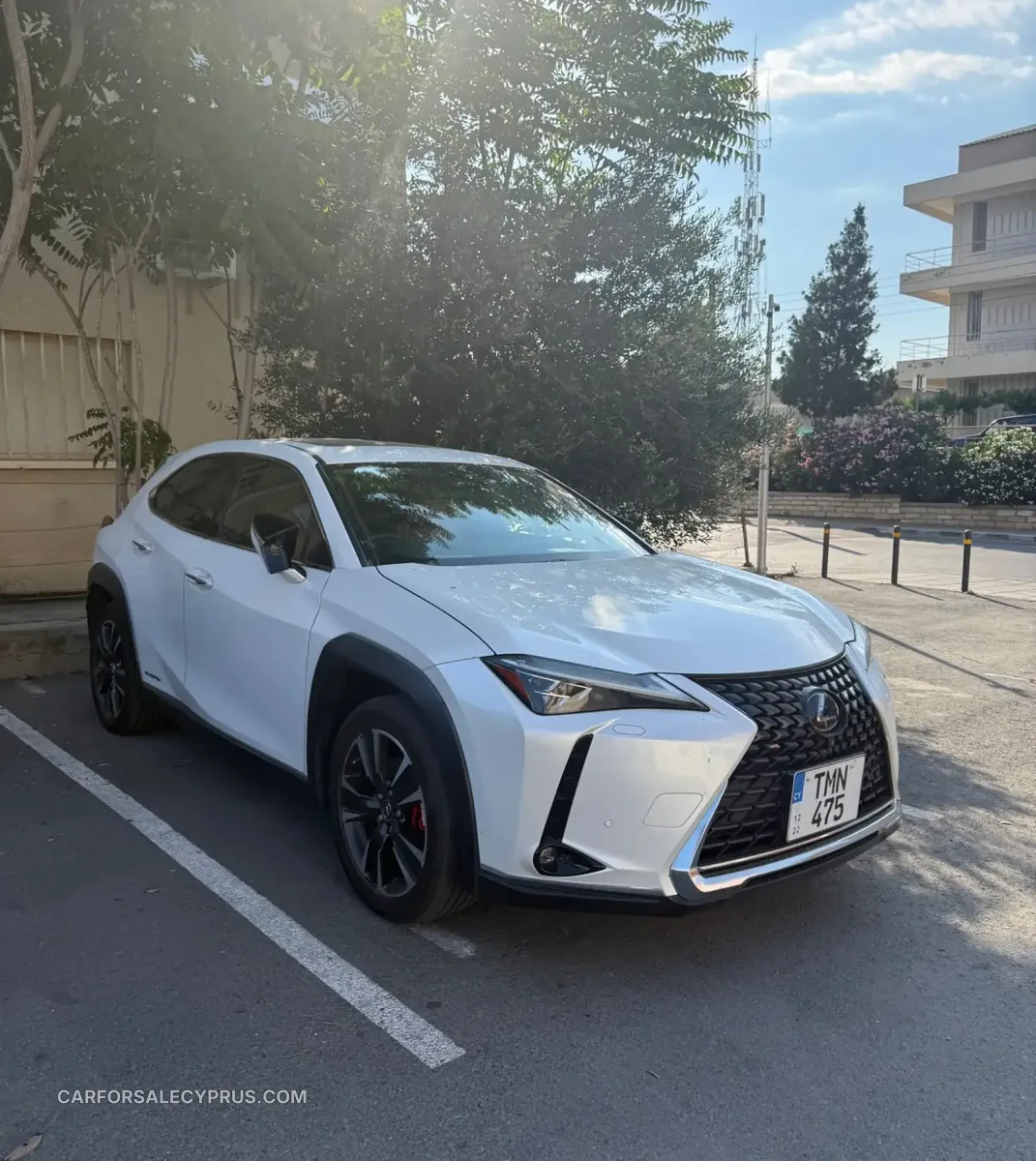 Lexus UX 2023