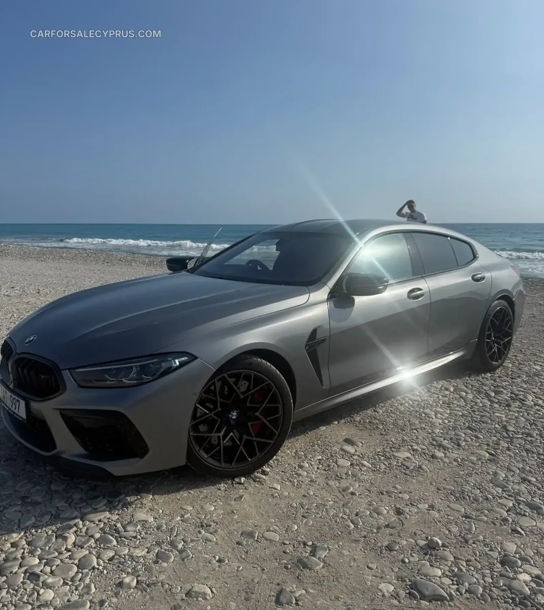 BMW M8 2024