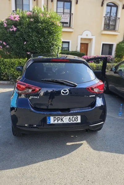 Mazda 2 2020