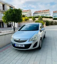 Opel Astra 2011