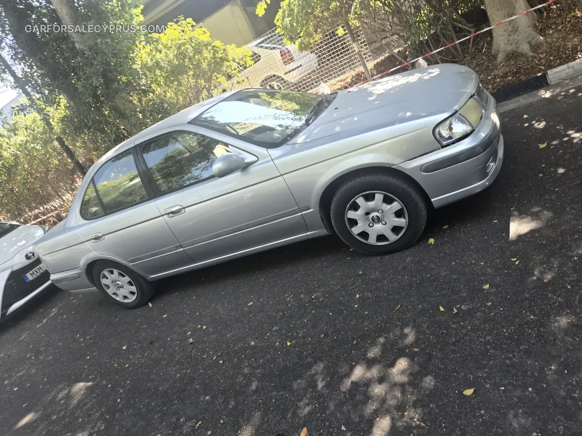 Nissan Altima 2002