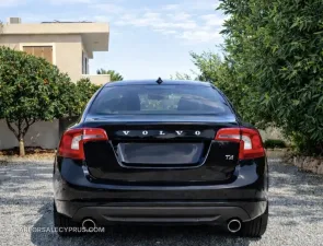 Volvo S60 2013 – φωτογραφία 2