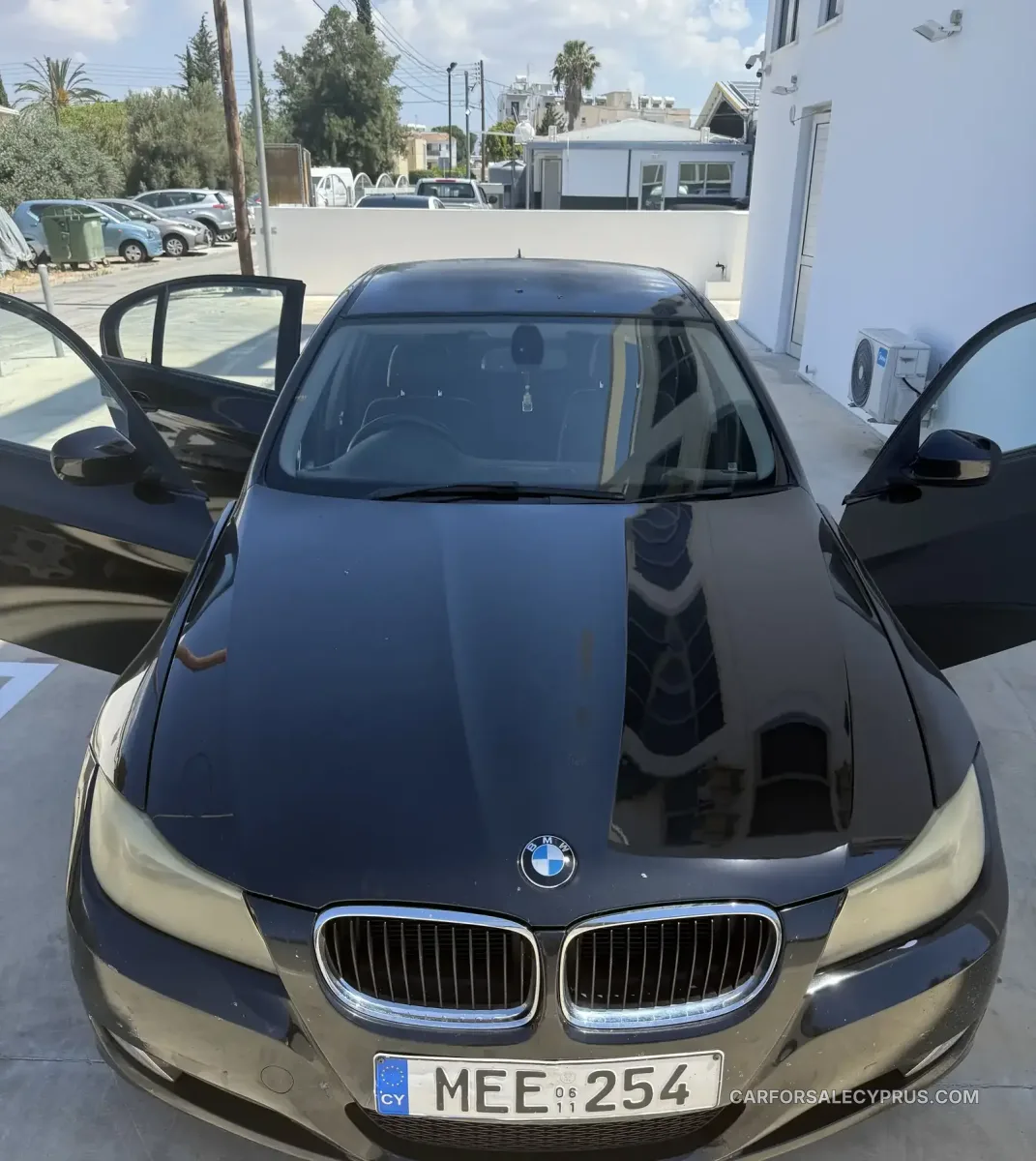 BMW 3 Series 2011