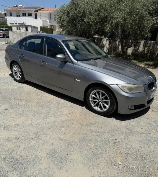BMW 3 Series 2010
