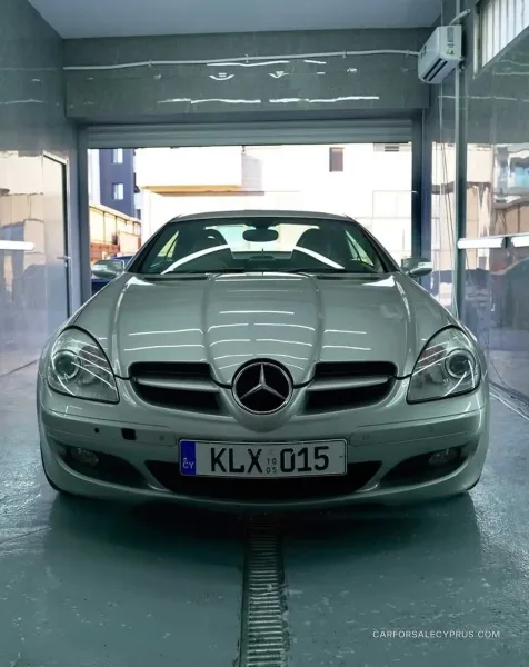 Mercedes-Benz SLC-Class 2005
