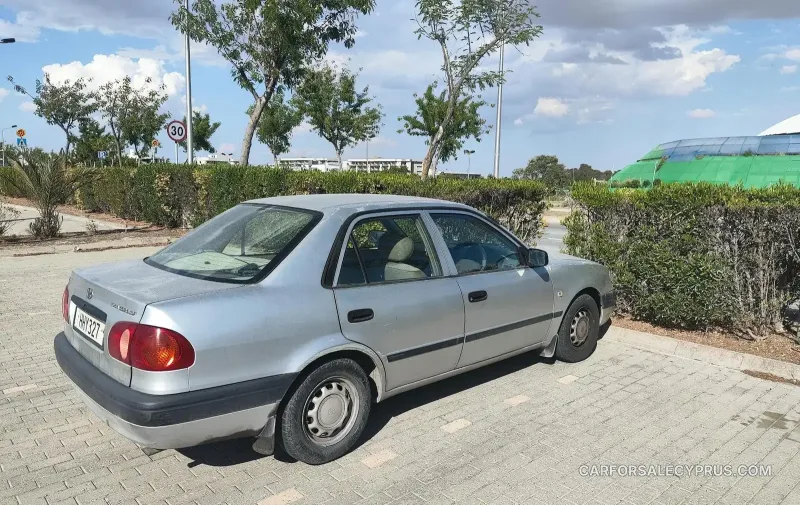 Toyota Corolla 2000