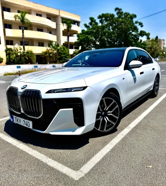 BMW Series 7 2023