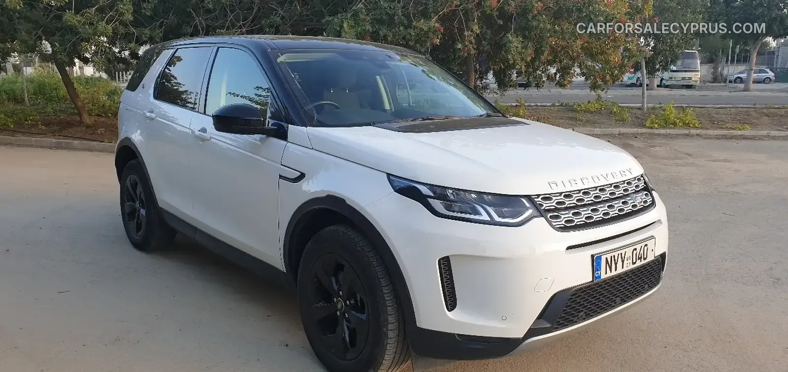 Land Rover Discovery Sport 2021