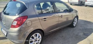 Opel Corsa 2011 – φωτογραφία 3