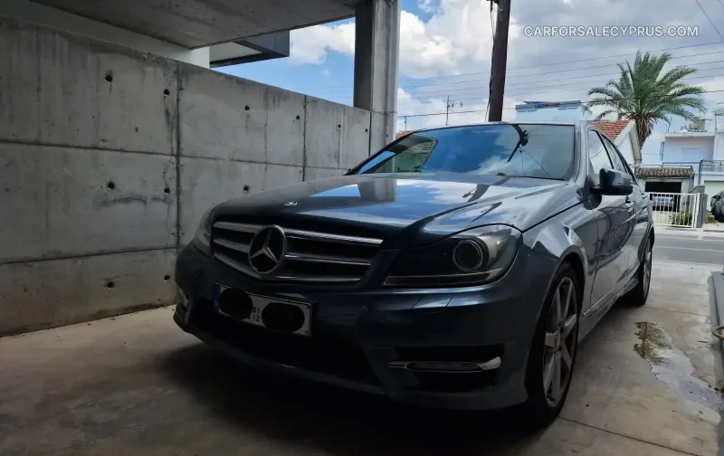 Mercedes-Benz C-Class 2012