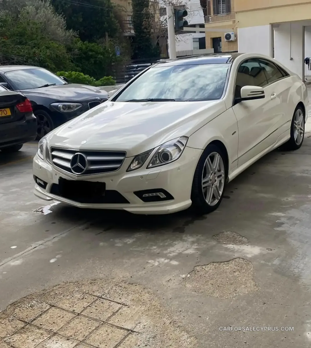 Mercedes-Benz E-Class 2010