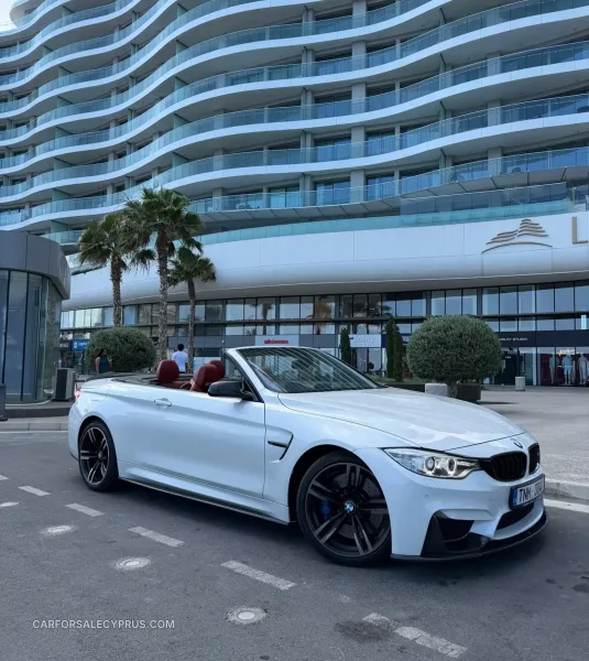 BMW M4 2015