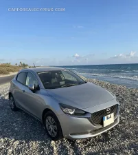 Mazda 2 2021