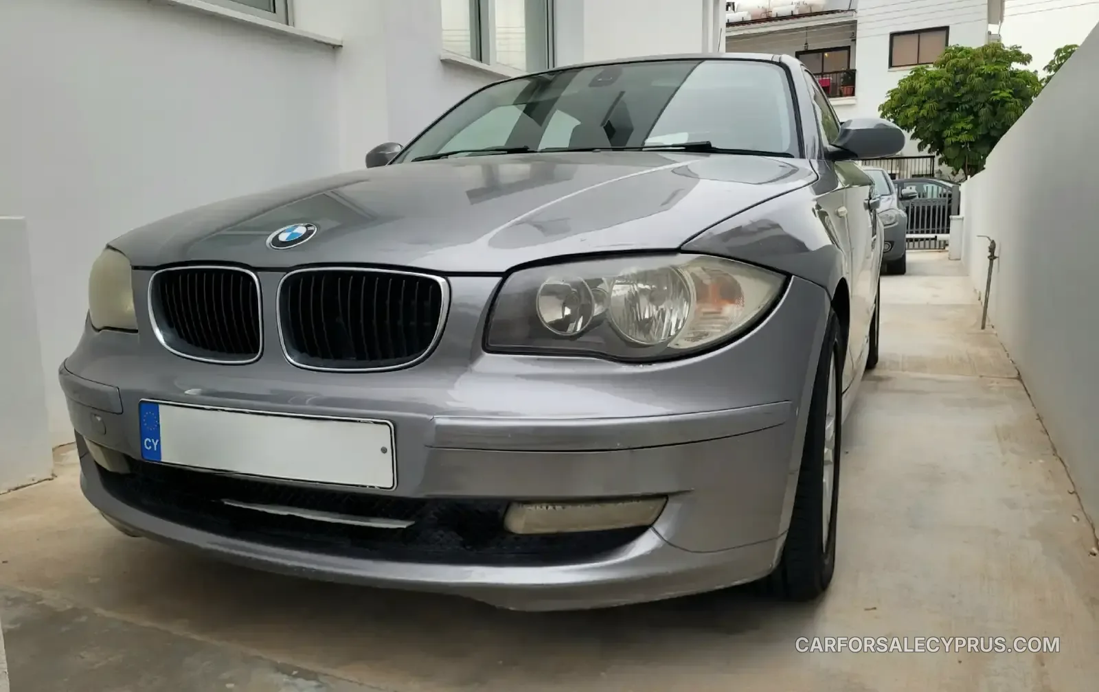 BMW Series 1 2009
