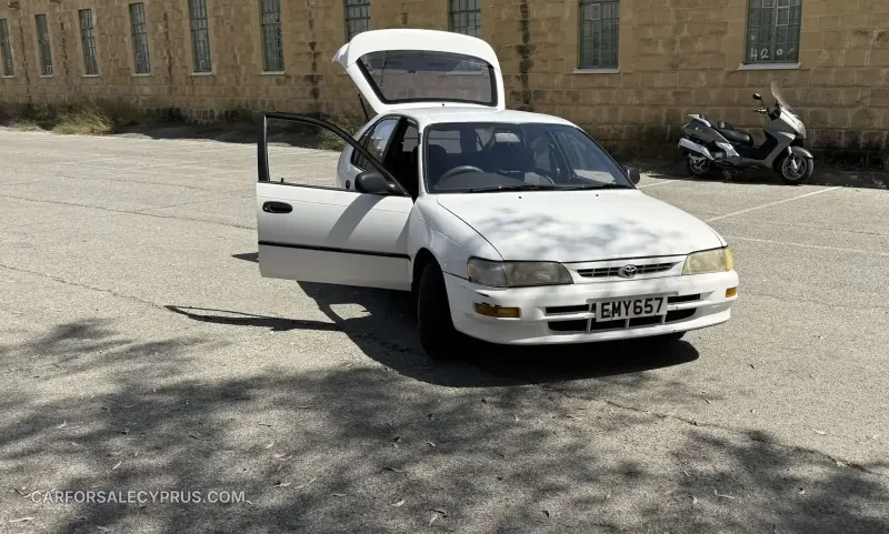 Toyota Corolla 1998