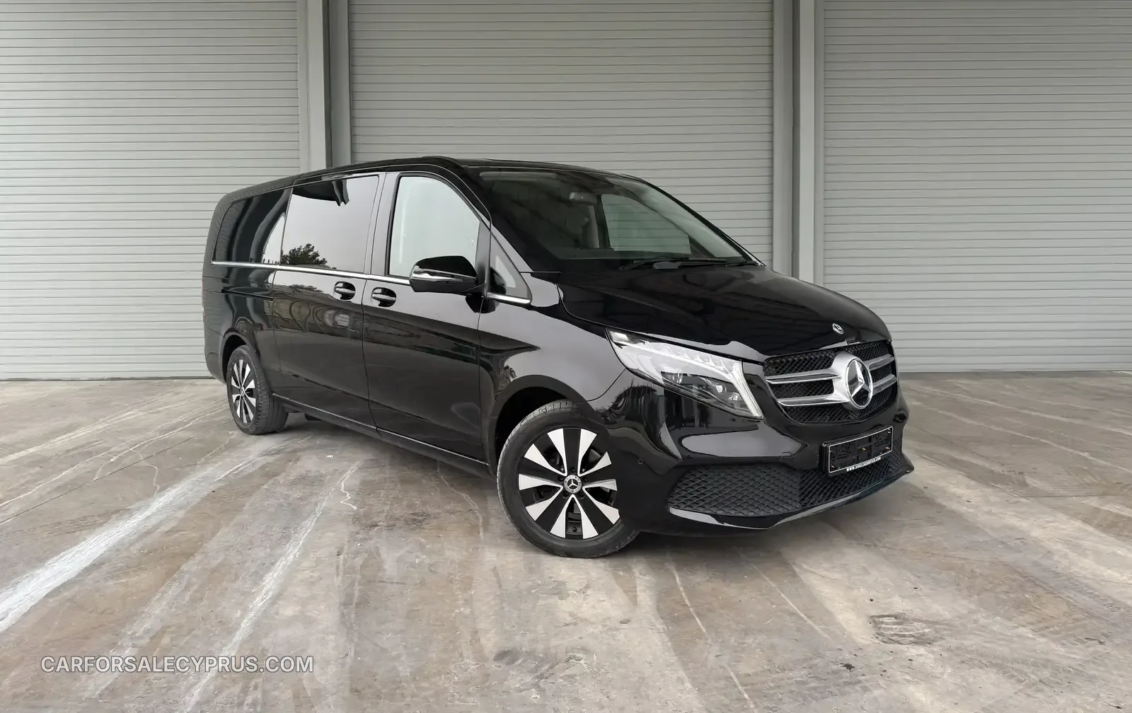 Mercedes-Benz V-Class 2023