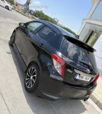 Toyota Vitz 2011 – φωτογραφία 4