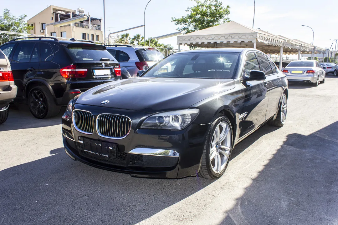 BMW Series 7 730D 2011