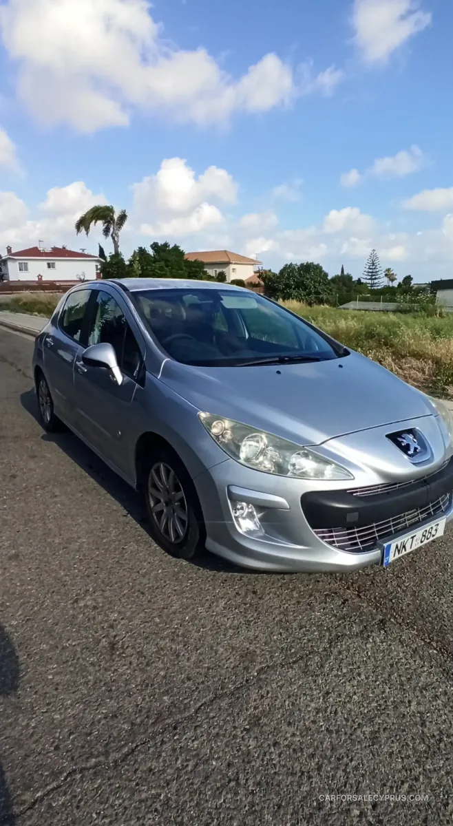 Peugeot 308 2011